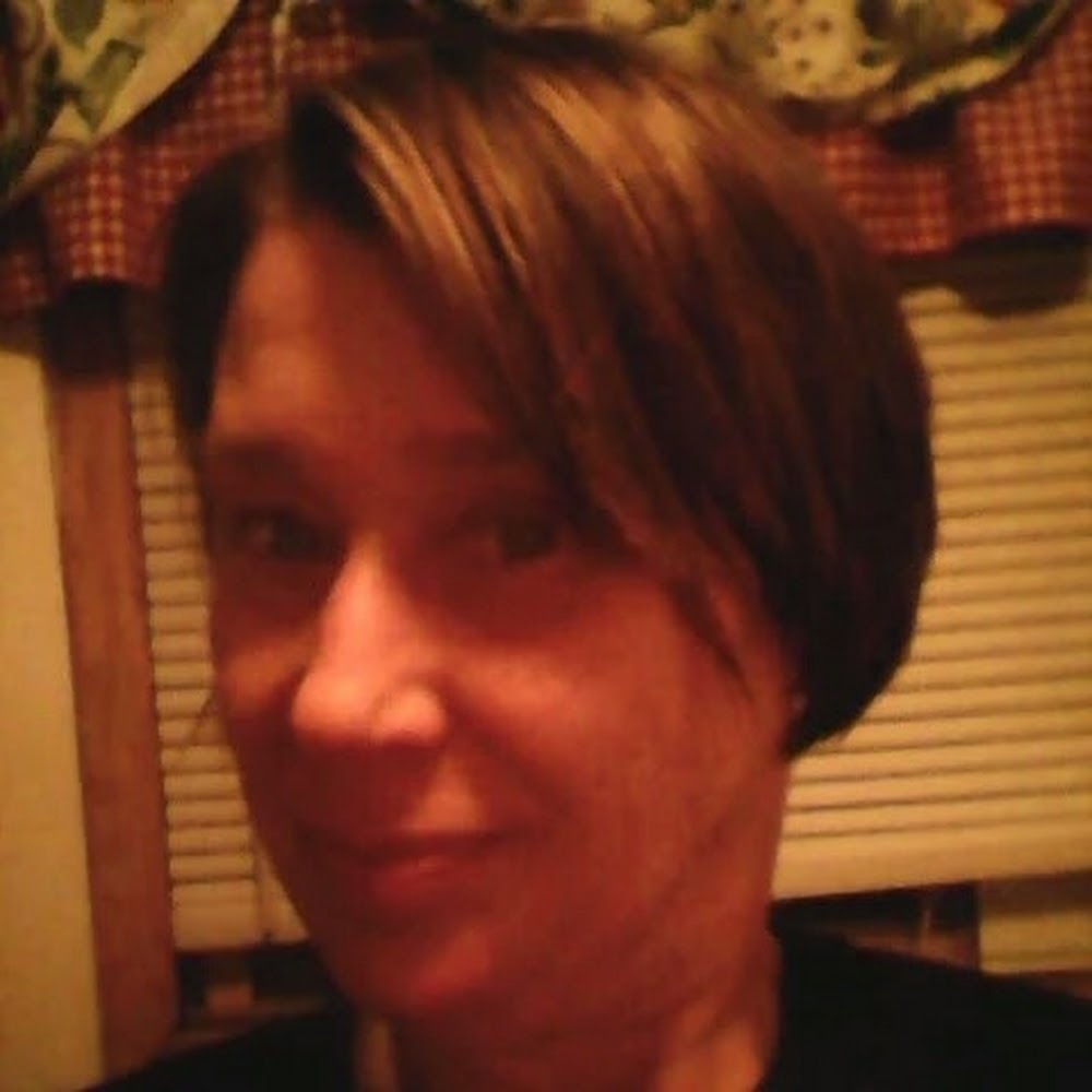 Meet your Posher, Brenda